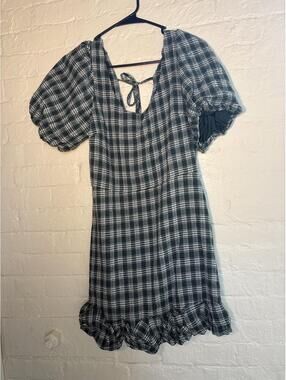 Peacocks & Pearls Pine & Plaid Dress white and green plaid dress